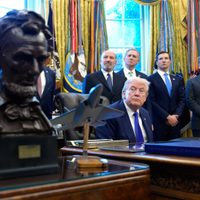 Trump celebra el 178 aniversario de la guerra que le arrebató a México la mitad de su territorio