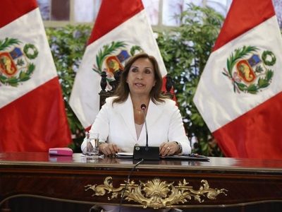 Dina Boluarte acusa a AMLO de no entregar la presidencia de la Alianza del Pacífico