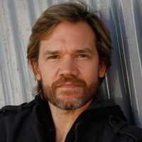 Totalmente indignado: Juan Gil Navarro y el trasfondo del supuesto regreso a la TV de Floricienta
