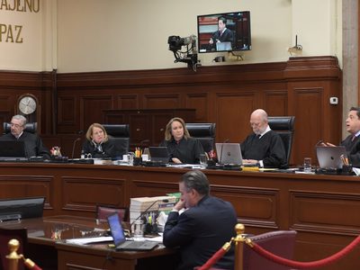 La Corte avala haberes de retiro de ministros que renunciaron a sus cargos