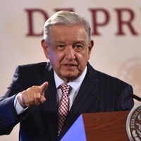 Vidulfo Rosales "exageró" por decir que informe es como la “verdad histórica" de Ayotzinapa: AMLO