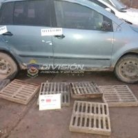 Lograron encontrar algunas de las rejillas robadas