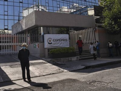 Cofepris prohíbe las tabletas Adult-T contra trastornos sexuales: son un "riesgo para la salud"