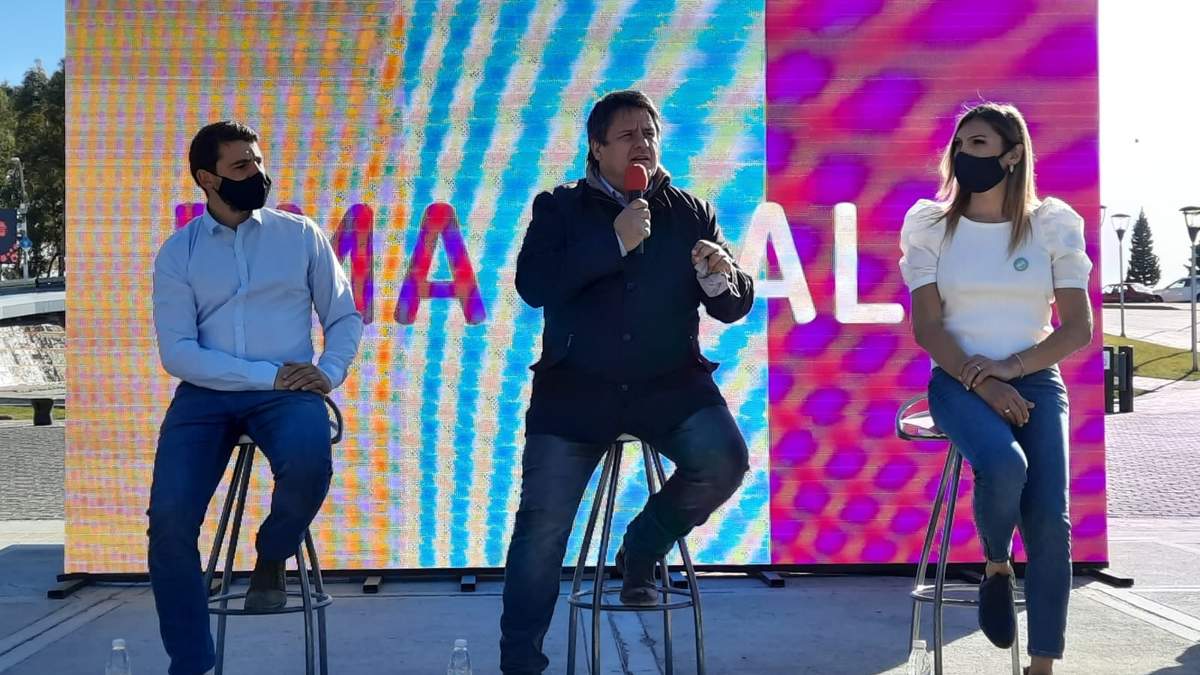 Mariano Gaido presentó a sus ediles. Fuente: (Twitter)