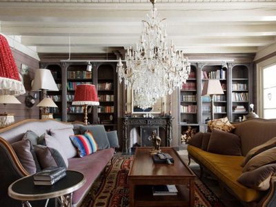 Sumá el mueble de la abuela en el living y creá una decoración vintage con personalidad