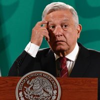 AMLO: simultaneidad y caos