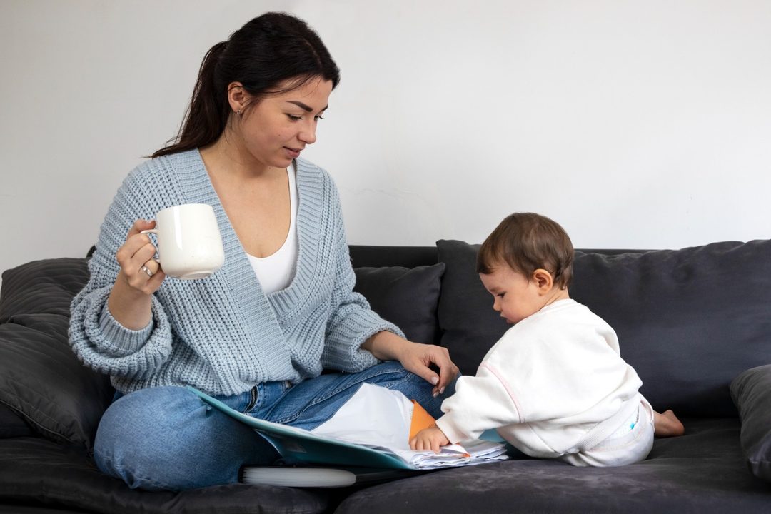 Madre hijo Foto Freepik
