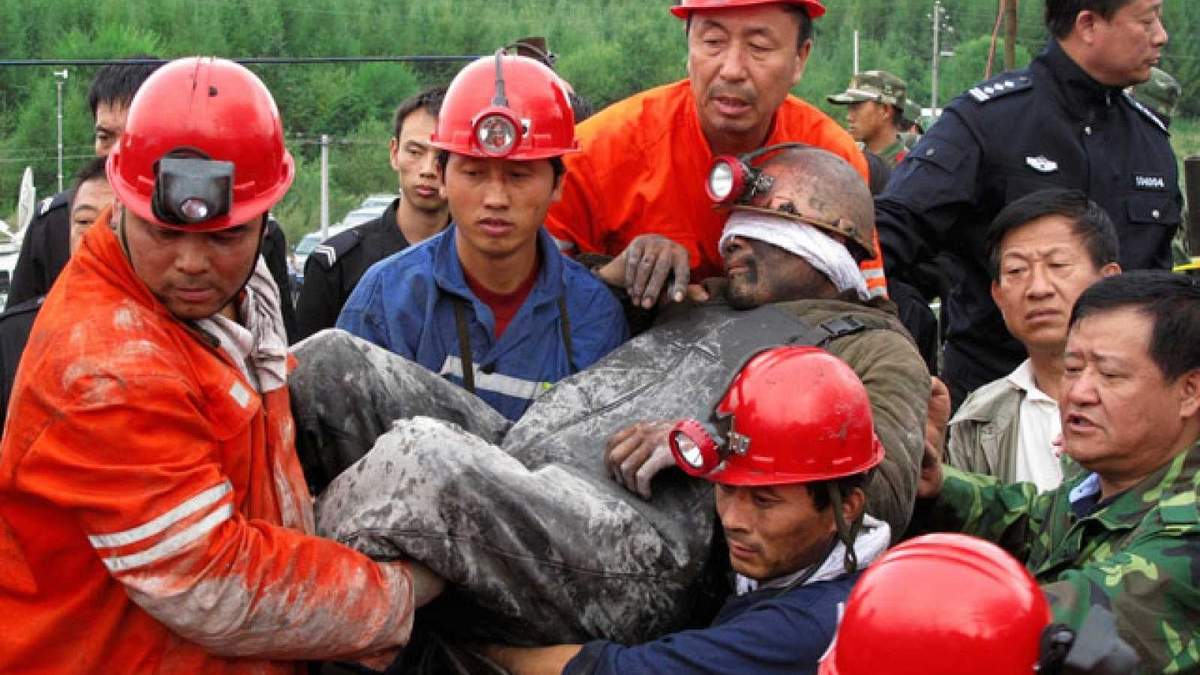 Labores de rescate en un mina de carbón en China. Fuente: (Twitter)