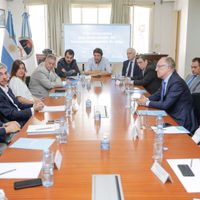 Emergencia sanitaria: YPF quiere mantener el abastecimiento y cuidar la salud