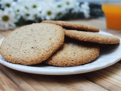 Galletitas integrales con 4 ingredientes y en 20 minutos: una opción más saludable para tus desayunos