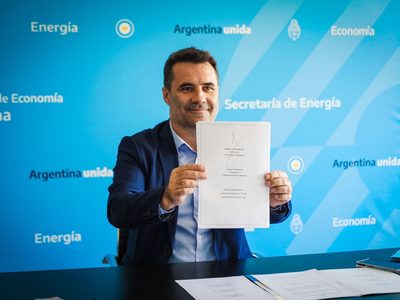Darío Martínez acordó obras eléctricas para Entre Ríos con Gustavo Bordet