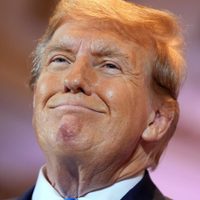 Facebook retira restricciones a Trump, dándole igualdad de condiciones que a Biden en la red social