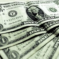 Peso inicia semana cediendo terreno; dólar en $20.25