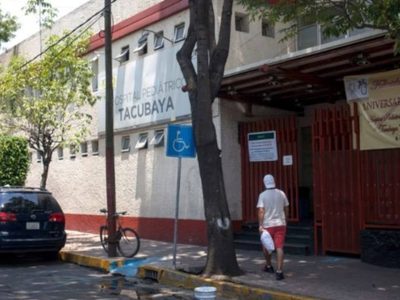 Personal del Hospital Pediátrico Tacubaya impide acceso de directora y denuncia abusos