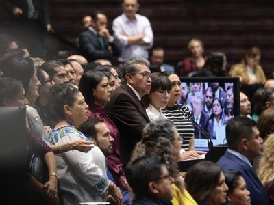 Tras rechazo de la reforma electoral, Monreal insta a partidos aliados a apoyar el "Pan B"