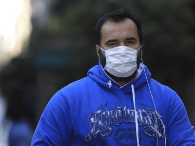 Cataluña restablece el uso obligatorio de mascarillas en hospitales