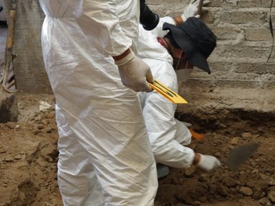 Hallan más restos humanos en predio donde vivía presunto feminicida serial de Atizapán (Video)