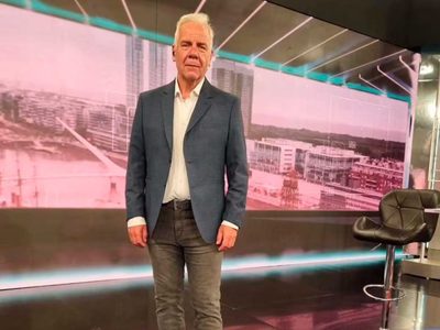 Belleza y éxito: quién es y a qué se dedica la novia de Esteban Mirol