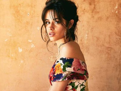 ¡Perdió el control! Camila Cabello muestra su lado atrevido delante de Shawn Mendes y queda en video