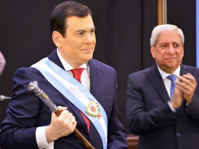 Gerardo Zamora visitó la Rosada y se reunió con Santiago Cafiero