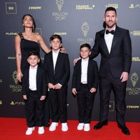 Ya están en Argentina: Lionel Messi y Antonela Roccuzzo llegaron a Rosario para las Fiestas