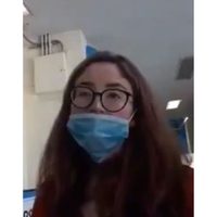 #Lady3Pesos insulta a empleados por negarle la entrada a Walmart con su hija menor