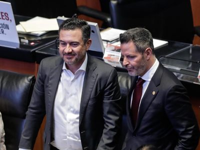 Miguel Ángel Yunes ya es, formalmente, senador de Morena