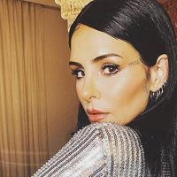 ¡Poliamor! Mirá con que tres famosos se apareció Cande Tinelli ¿Se olvidó la ropa?