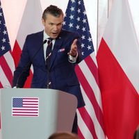 El Pentágono busca recortar 50 mil mdd a programas para financiar las prioridades de Trump