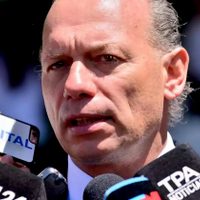 Berni se amiga con Frederic, pero le apunta a Fernández: "En la Argentina hay presos políticos"