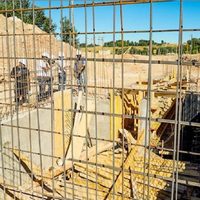 El gobierno provincial firmó un convenio para reactivar la obra de tratamiento de efluentes cloacales en Zapala