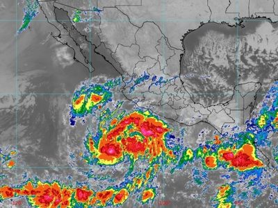 SMN prevé formación de ciclón tropical en costas de Jalisco y Colima