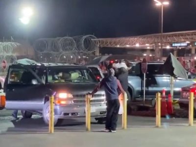 Video muestra el intento de migrantes por cruzar a Estados Unidos