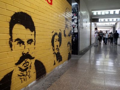 En paro, cinco facultades de la UNAM para exigir el pago de becas Elisa Acuña