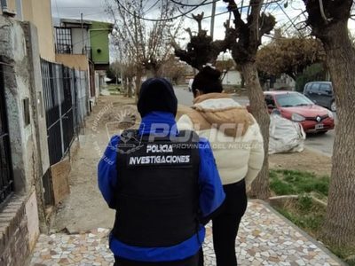 Una mujer de Neuquén es investigada por estafas con alquileres truchos; las víctimas son de Fernández Oro