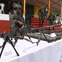 Hasta 63 guerrilleros de las FARC entregan las armas en Colombia