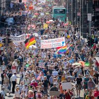 Alemania: una marcha anticuarentena convocó a 15 mil personas