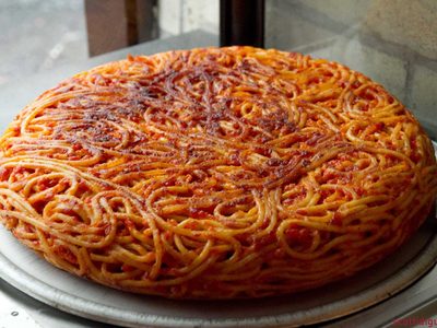 Si te sobraron fideos, no se los des al perro: hacé este plato delicioso, digno de un verdadero chef