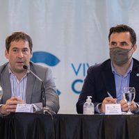 Darío Martínez viajó a Chubut y se reunió con intendentes y empresarios