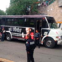 Pasajero mata a dos delincuentes en intento de asalto en Naucalpan