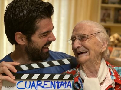 ¡Trasciende fronteras! Miguel Ángel Muñoz convirtió a su Tata en la influencer más longeva del mundo