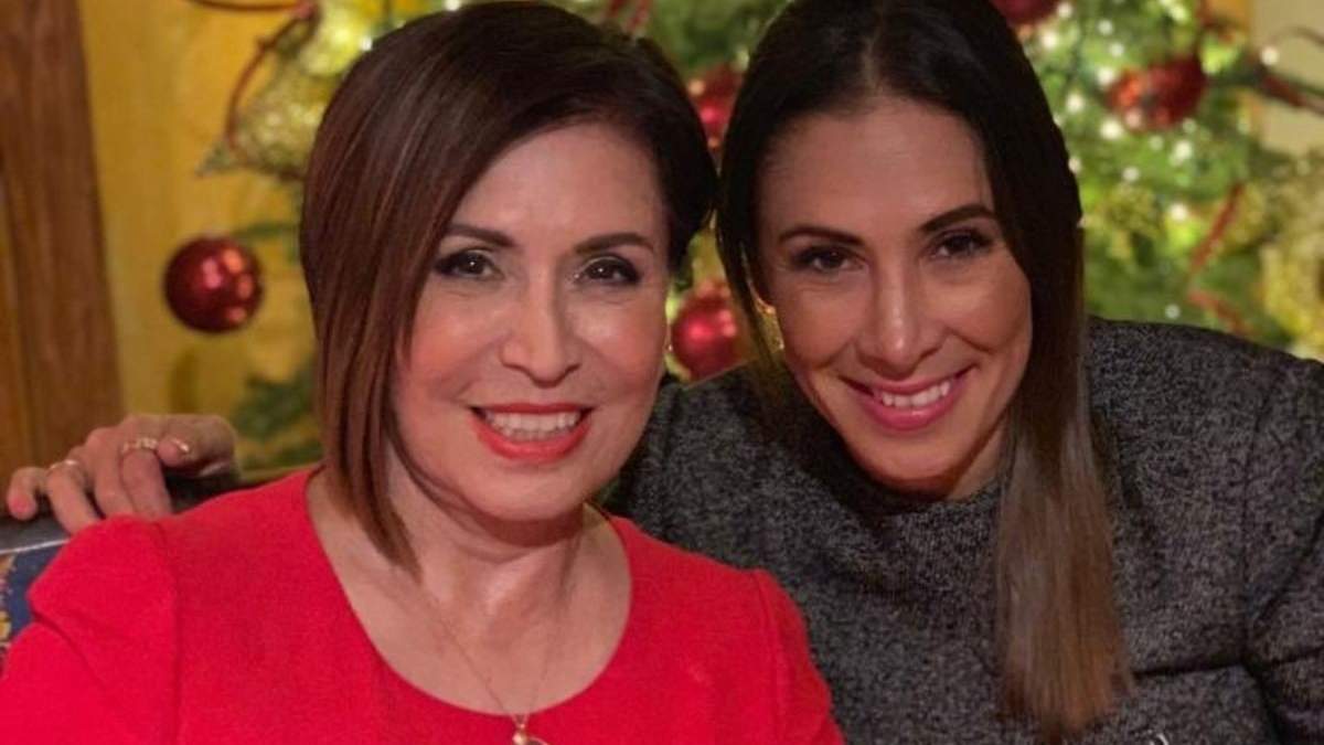 Rosario Robles y su hija, Mariana Moguel