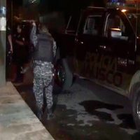 Un agresor muerto y dos policías heridos, el saldo de una balacera en Jalisco