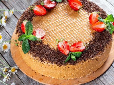 El helado está carísimo: hacé en tu casa esta torta helada de dulce de leche con pocos ingredientes