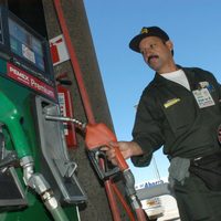 Hacienda exentará de IEPS a gasolinas y diésel la próxima semana