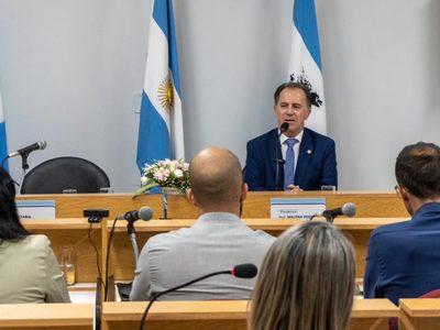 Bertolini enfrentó las denuncias en Plottier y sacó pecho por la recaudación