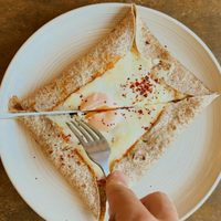 Mini Pizza sin amasar y en 3 minutos: ganale al antojo con esta receta práctica, súper fácil y con pocos ingredientes