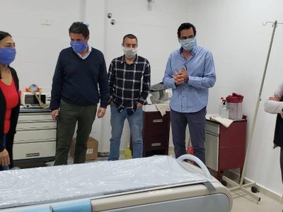 Coronavirus: la ministra de Salud de Neuquén recorrió los hospitales más afectados