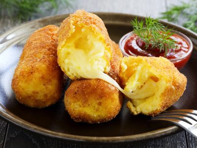 Croquetas de coliflor: perfectas para los más chicos porque nadie va a notar de qué están hechas