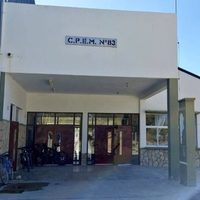 Estudiantes del CPEM 83 reclaman mejoras edilicias